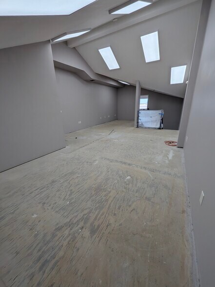 More Photos Of 10045 Overseas Hwy, Marathon Medical For Lease