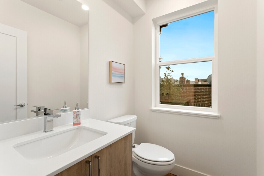 More Photos Of 117 Wells Ave S, Renton Apartments For Sale