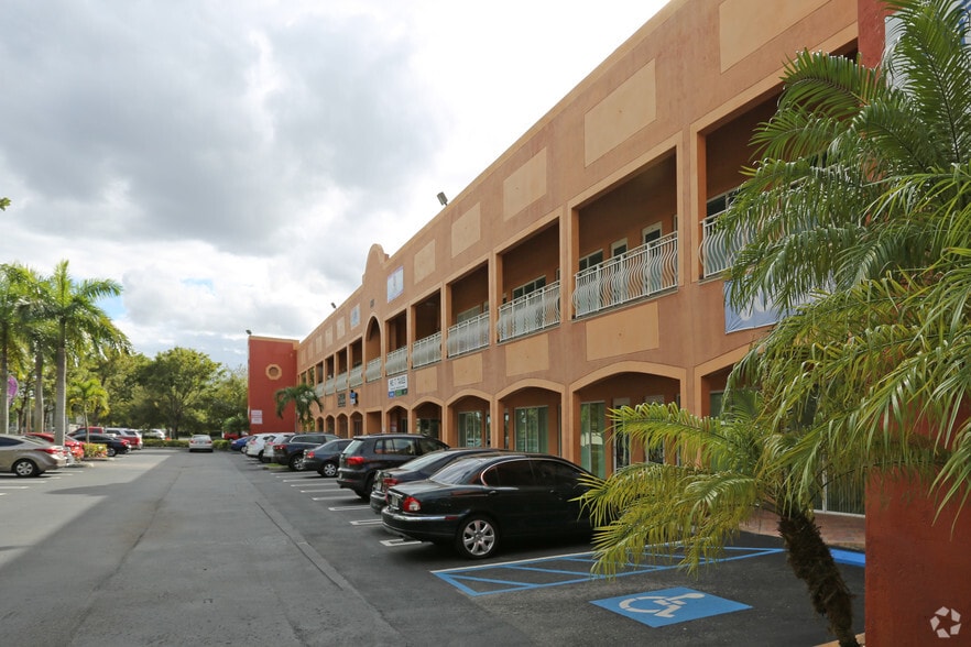 More Photos Of 5911 NW 173rd Dr, Hialeah Office For Lease