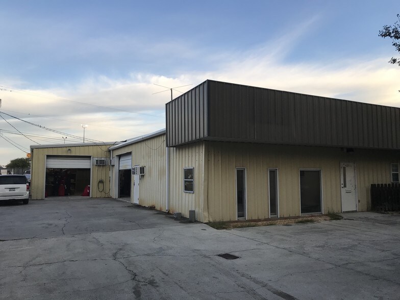 More Photos Of 3200 Airport Blvd, North Myrtle Beach Distribution For Lease