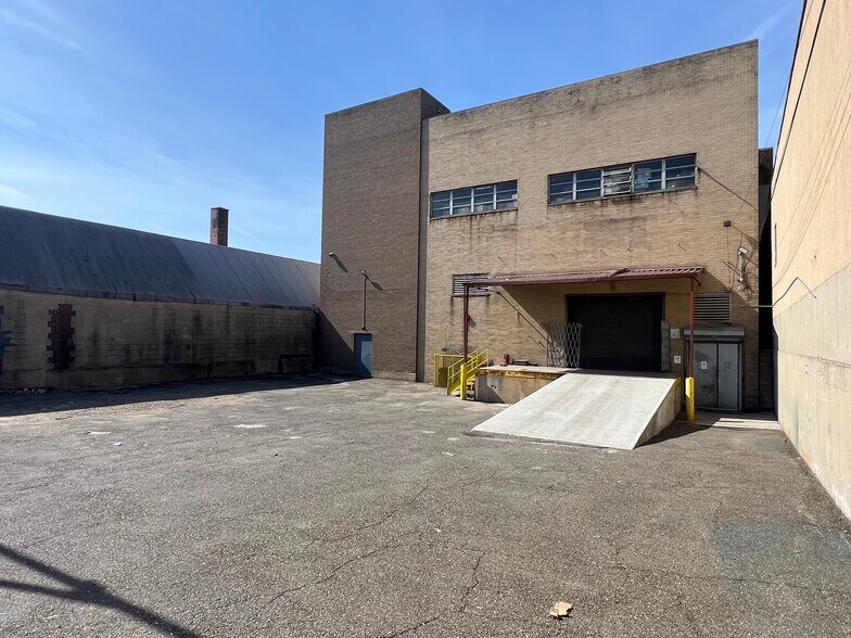 More Photos Of 545 Franklin Ave, Mount Vernon Warehouse For Sale