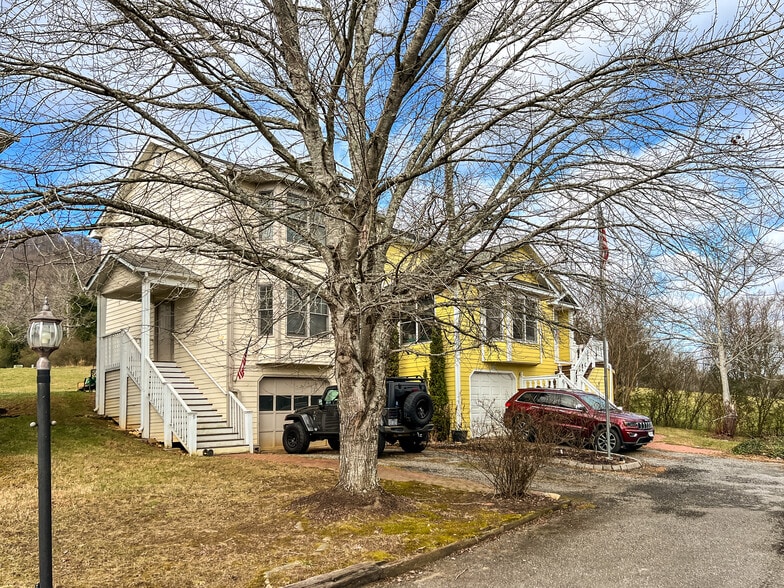 More Photos Of 2147 Brevard Rd, Arden Apartments For Sale