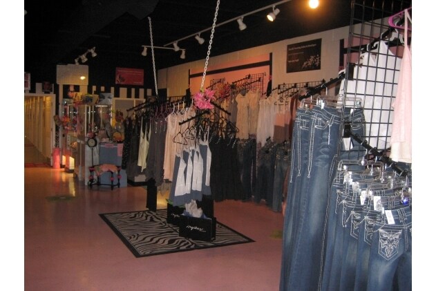 More Photos Of 1401-1405 Cleveland Hwy, Dalton Storefront Retail Office For Lease