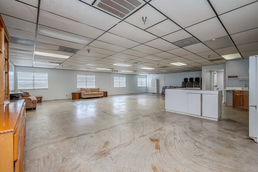 More Photos Of 1035 Fairmont Pky, Pasadena Religious Facility For Sale