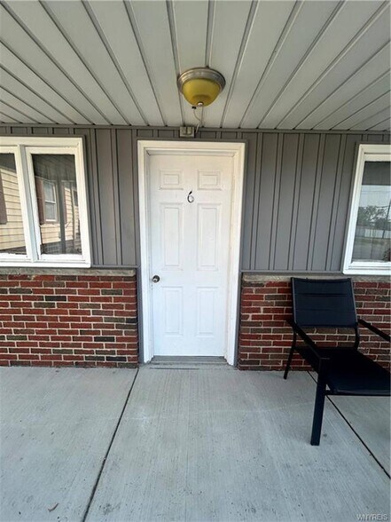 More Photos Of , Niagara Falls Unknown For Sale