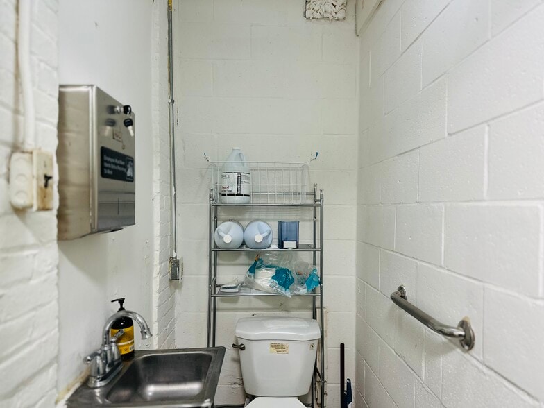 More Photos Of 5006 Curtis Ave, Curtis Bay Storefront Retail Residential For Lease