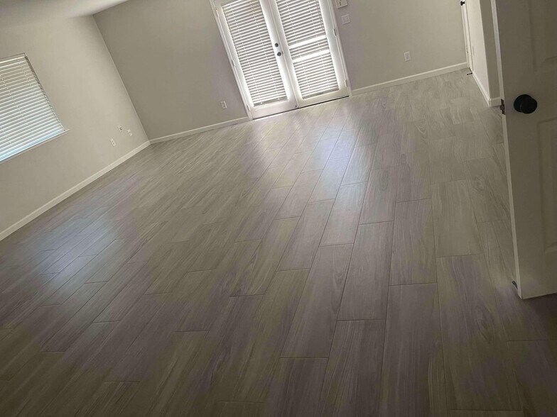 More Photos Of 16890 Road 26, Madera Office For Sale