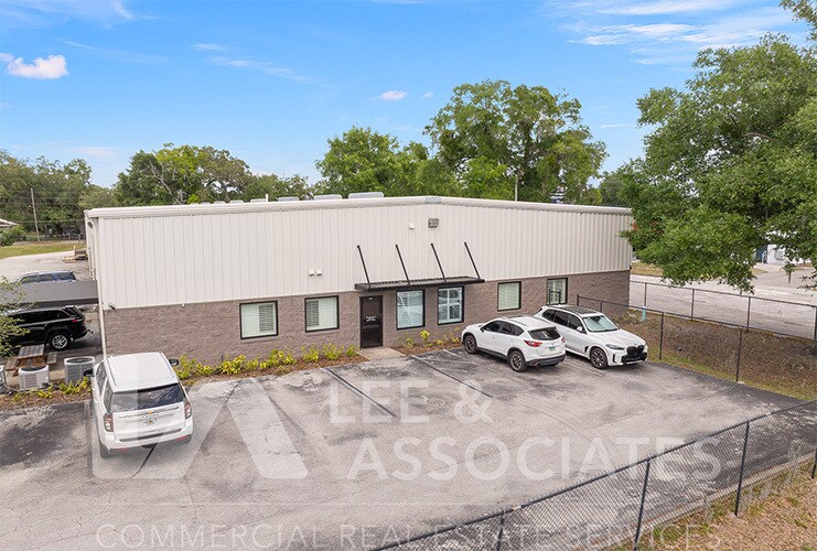 More Photos Of 6524 All American Blvd, Orlando Warehouse For Lease