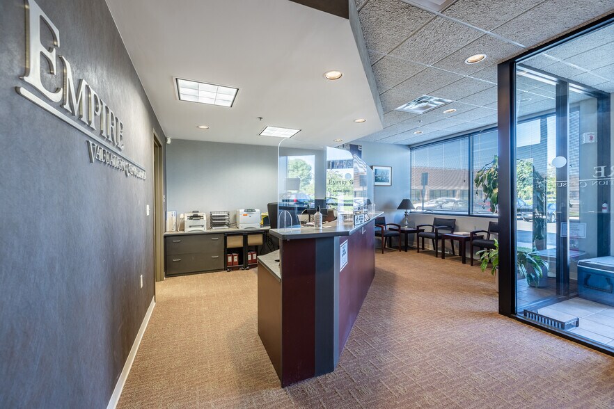 More Photos Of 500 Canal View Blvd, Rochester Unknown For Lease