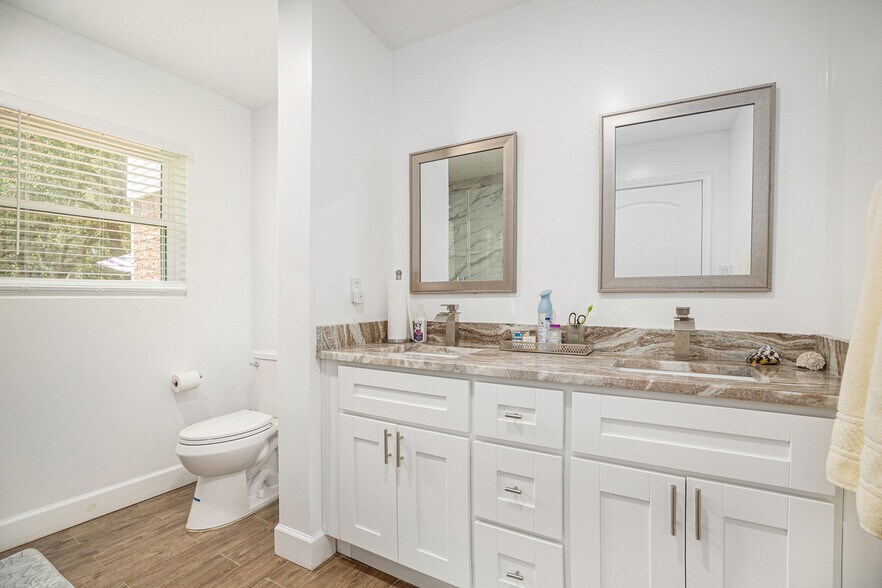 More Photos Of 7710 Iowa Colony Blvd, Rosharon Land For Sale