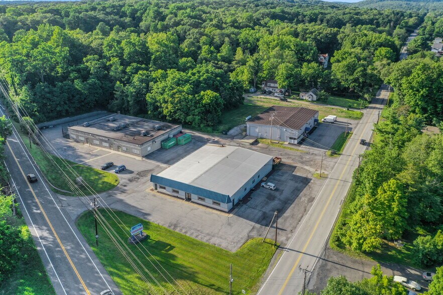 More Photos Of 230 N Plank Rd, Newburgh Light Distribution For Lease