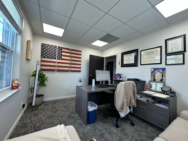 More Photos Of 2437 Albany Ave, West Hartford Office For Lease
