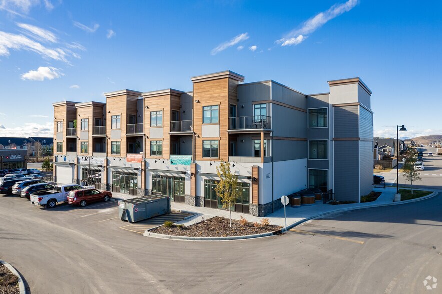 More Photos Of 50 Fireside Gate, Cochrane Apartments For Lease