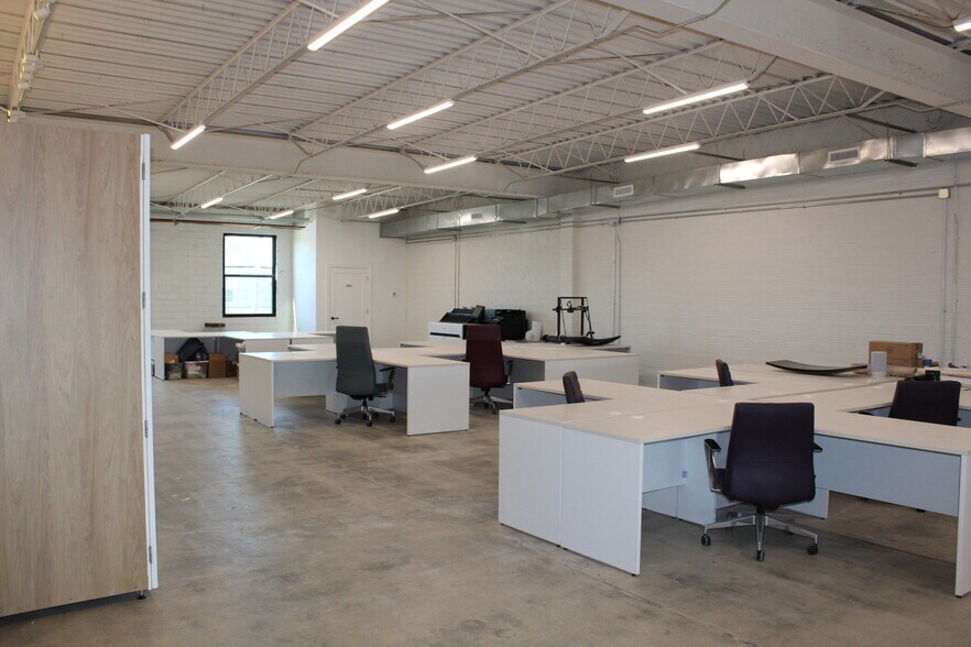 More Photos Of 117 W Main St, Coldwater Office For Lease