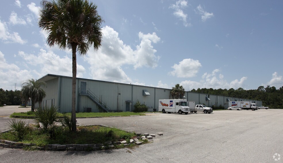 More Photos Of 9444-9446 Florida Mining Blvd E, Jacksonville Warehouse For Lease