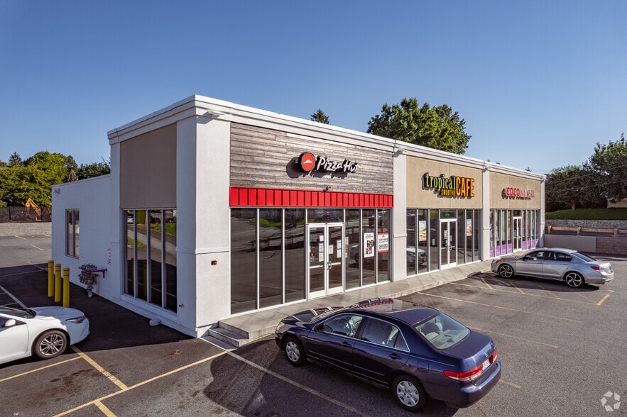 More Photos Of 1565 Mineral Spring Ave, North Providence Storefront Retail Office For Lease