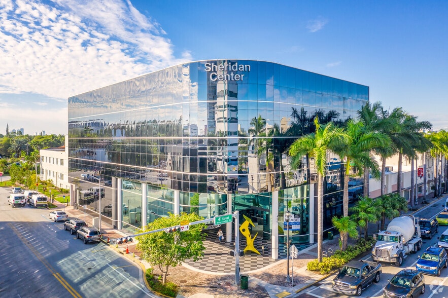 Primary Photo Of 400 Arthur Godfrey Rd, Miami Beach Medical For Lease