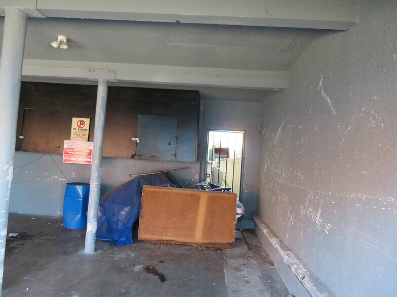 More Photos Of 1547 Euclid St, Santa Monica Apartments For Sale