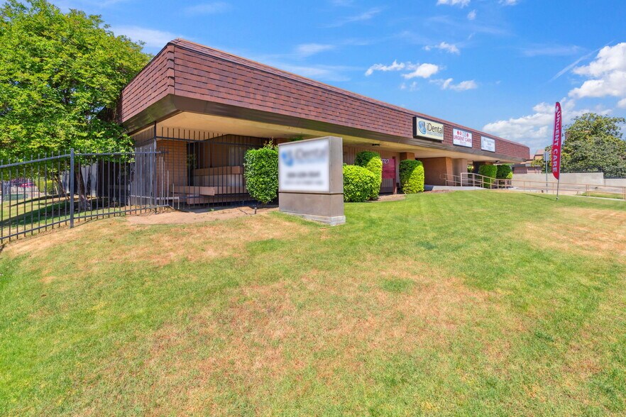 More Photos Of 3727 N 1st St, Fresno Medical For Sale