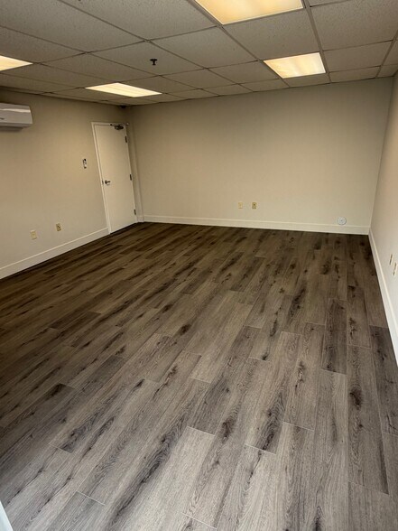 More Photos Of 6010 NW 99th Ave, Doral Warehouse For Sale