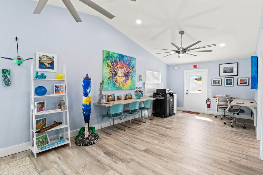 More Photos Of 4574 Pine Island Rd NW, Matlacha Office For Sale