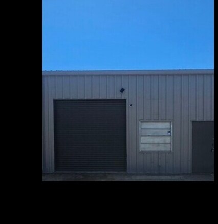 More Photos Of 433 Walker St, Holly Hill Warehouse For Lease