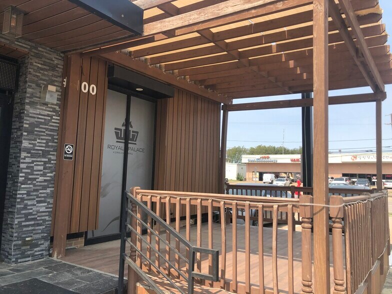 More Photos Of 2254 Royal Ln, Dallas Restaurant For Lease