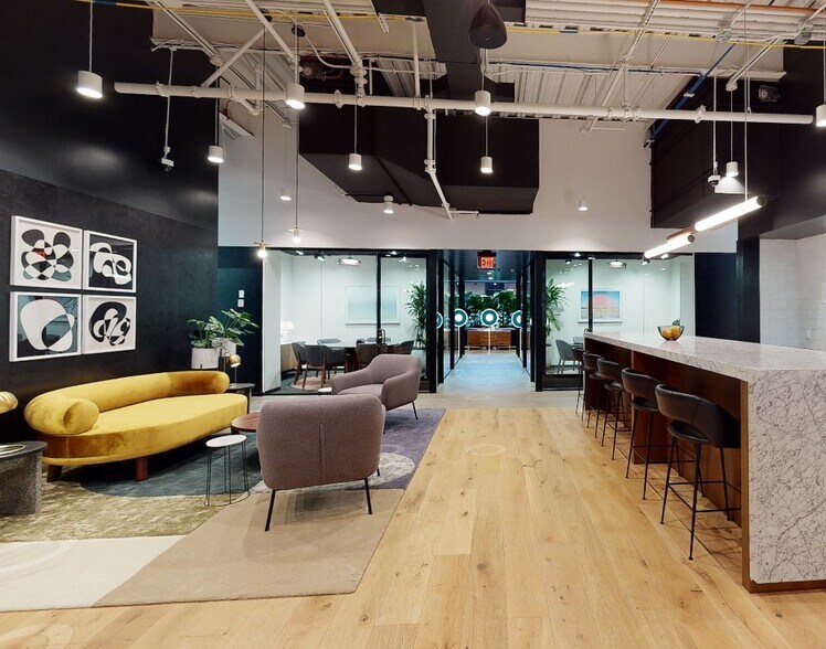 Primary Photo Of 350 Massachusetts Ave, Indianapolis Coworking Space