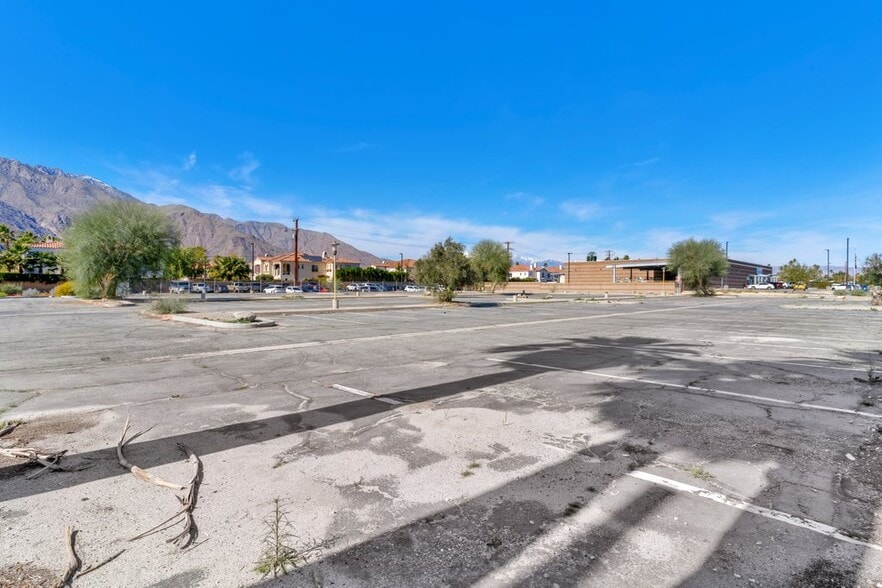 More Photos Of 0 Sunrise Way, Palm Springs Land For Sale