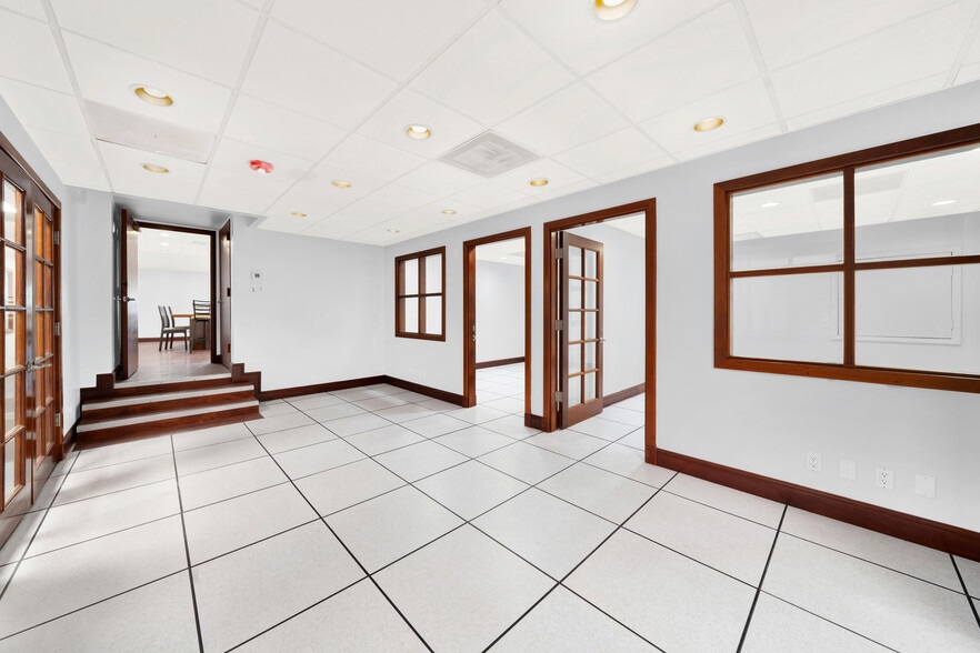 More Photos Of 143 N Flagler Ave, Homestead Medical For Sale
