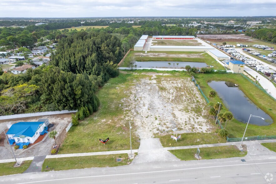 More Photos Of 5560 N Highway 1, Melbourne Office For Lease