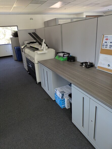 More Photos Of 15455 Olde Highway 80, El Cajon Contractor Storage Yard For Lease