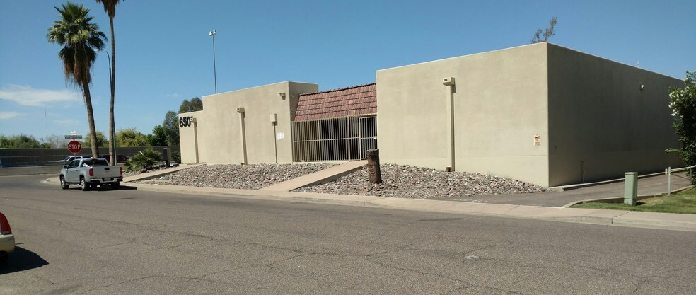 More Photos Of 6501 N Black Canyon Fwy, Phoenix Industrial For Sale