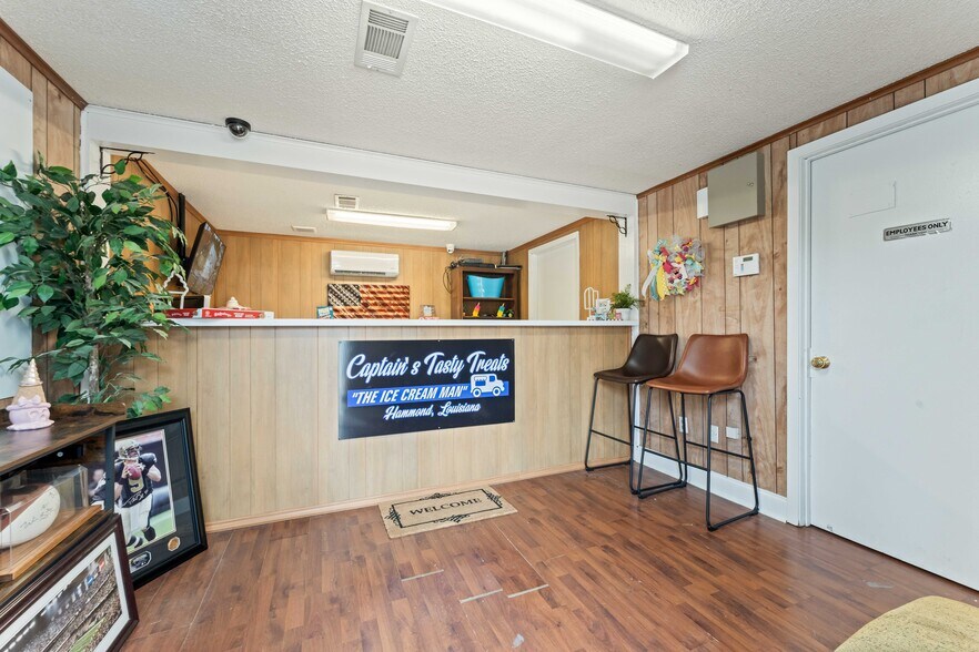 More Photos Of 13402 Old Baton Rouge Hwy, Hammond Light Distribution For Sale
