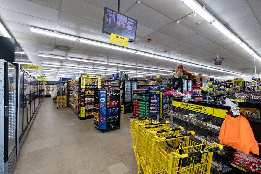 More Photos Of 225 Church St, Andalusia Freestanding For Sale