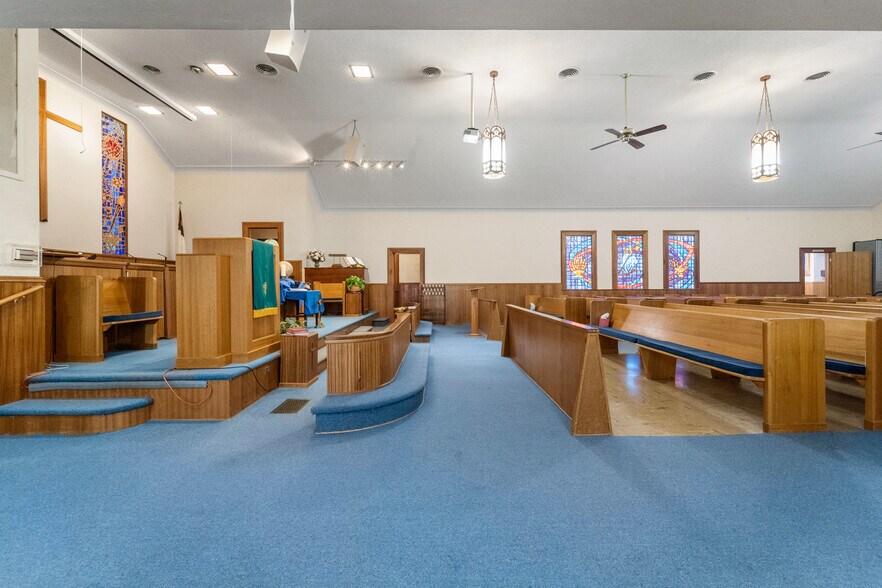 More Photos Of 2927 W Pikes Peak Ave, Colorado Springs Religious Facility For Sale