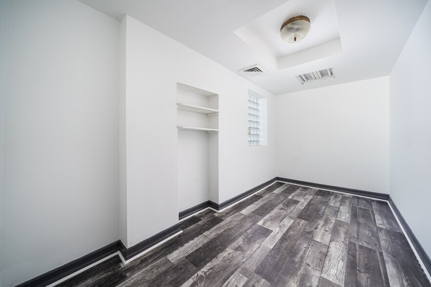 More Photos Of 512 42nd St, Union City Medical For Lease