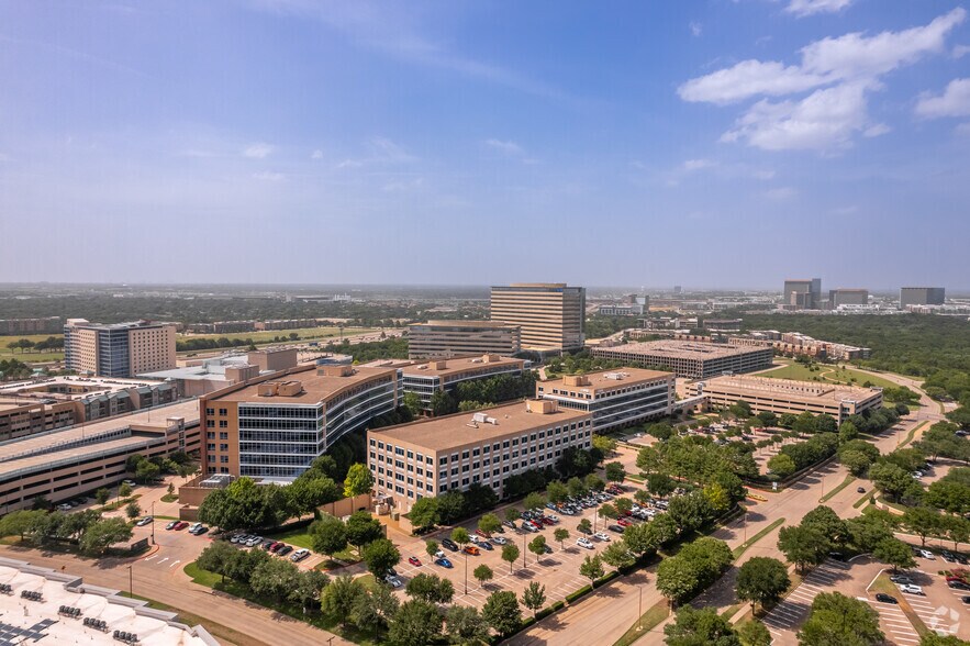 More Photos Of 2380 Performance Dr, Richardson Office For Lease