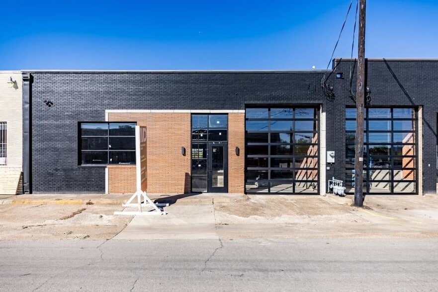 More Photos Of 119-127 Manufacturing St, Dallas Unknown For Lease