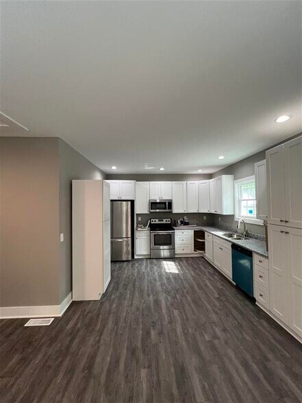 More Photos Of 1327 Park St, Bowling Green Apartments For Sale