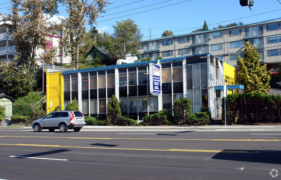 More Photos Of 2500 15th Ave W, Seattle Freestanding For Sale