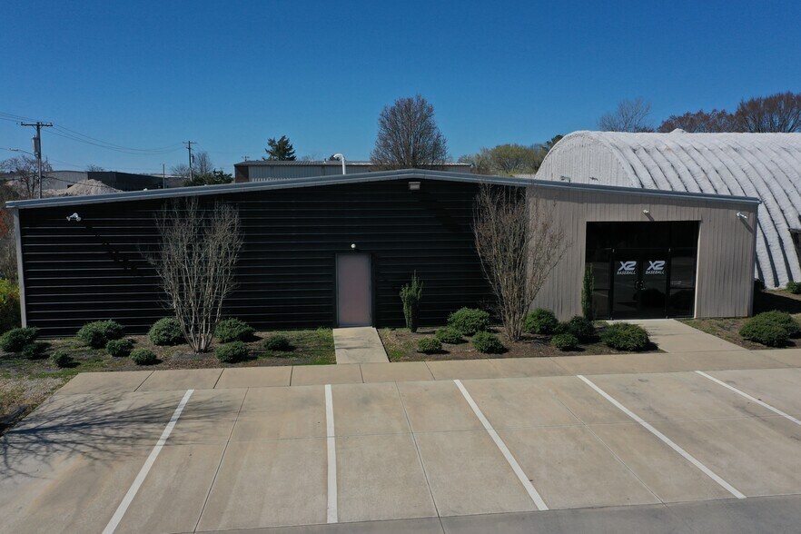 More Photos Of 4312 Republic Ct, Concord Warehouse For Lease