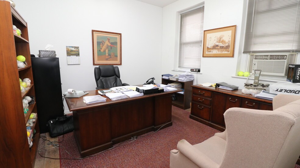 More Photos Of 214-218 S 4th St, Perkasie Warehouse For Lease