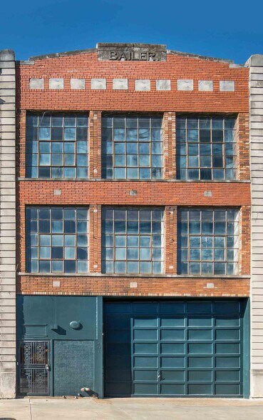 More Photos Of 491 S Main St, Memphis Storefront Retail Residential For Sale