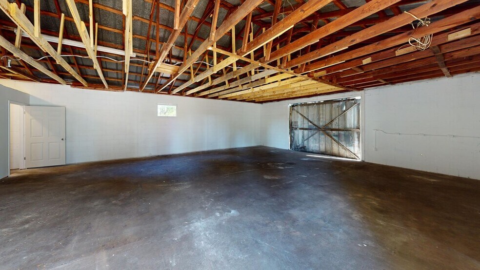 More Photos Of 13828 US Highway 29, Andalusia Flex For Sale