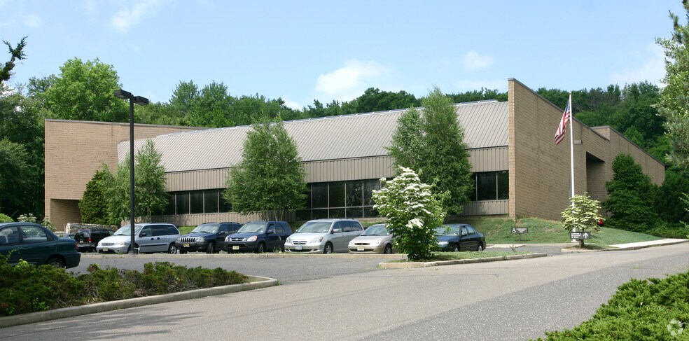 More Photos Of 500 Corporate Dr, Mahwah Light Manufacturing For Sale