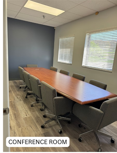 More Photos Of 2500 Freedland Rd, Hermitage Manufacturing For Sale