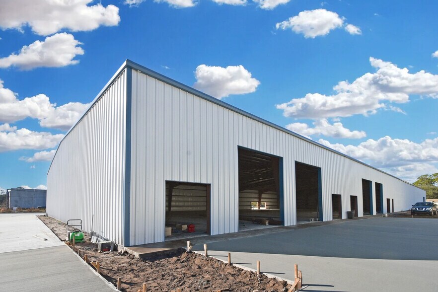 More Photos Of 712 Kings Estate rd, Saint Augustine Flex For Lease
