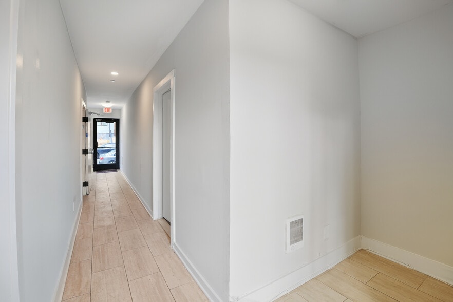 More Photos Of 1901 I St NE, Washington Multifamily For Sale
