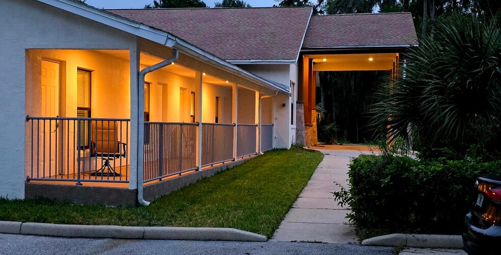More Photos Of 301 Milford Pl, New Smyrna Beach Assisted Living For Sale